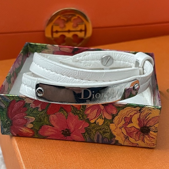 Dior White Leather Wrap Bracelet Preloved - Picture 1 of 4